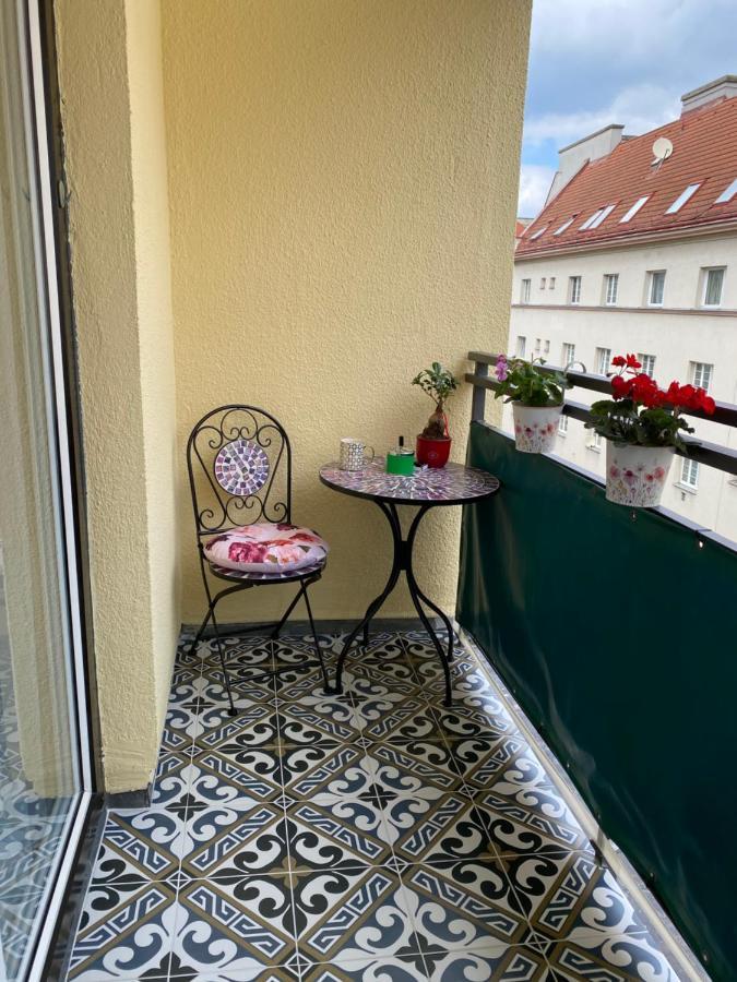 Royal Deluxe-free Garage,near Schoenbrunn Palace Apartment *